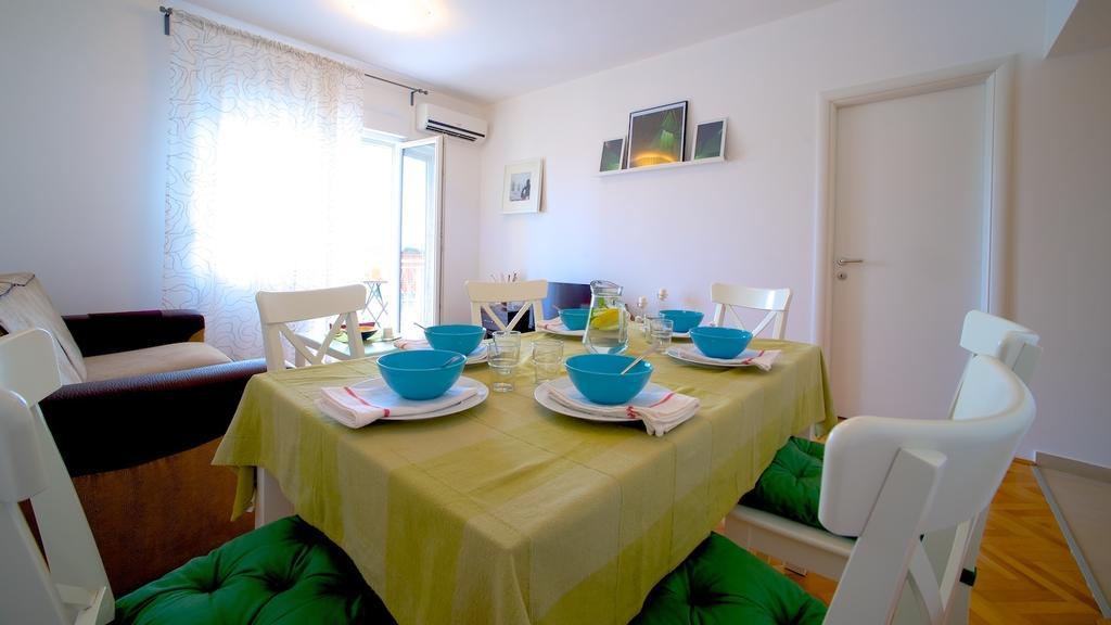 Luxe 3BR Apartment Split Cameră foto